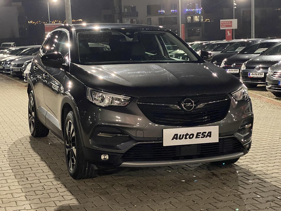 Opel Crossland X 1.2T Innovation