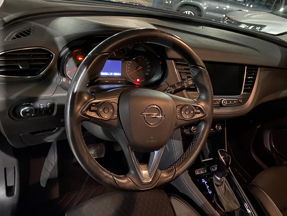 Opel Crossland X 1.2T Innovation