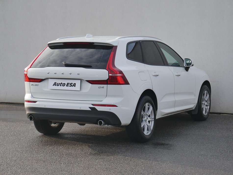 Volvo XC60 2.0 D4 Momentum