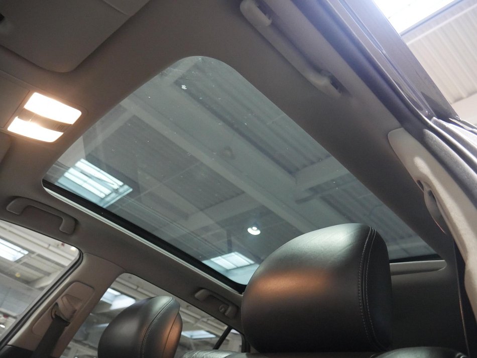 Toyota Avensis 2.2 D-cat 