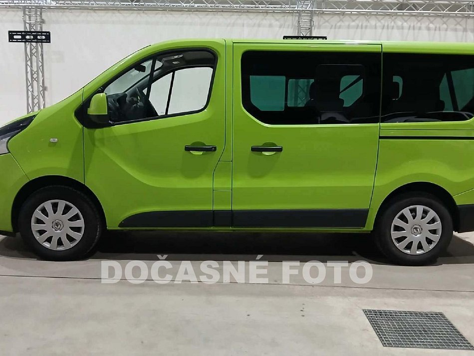 Renault Trafic 1.6dCi Expression 8míst
