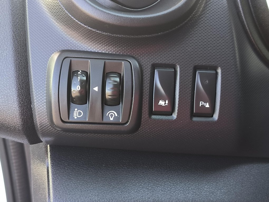 Renault Trafic 2.0dCi  DÍLNA SORTIMO