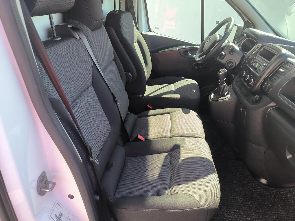 Renault Trafic 2.0dCi  DÍLNA SORTIMO