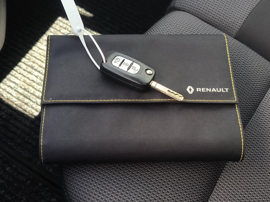 Renault Trafic 2.0dCi  DÍLNA SORTIMO