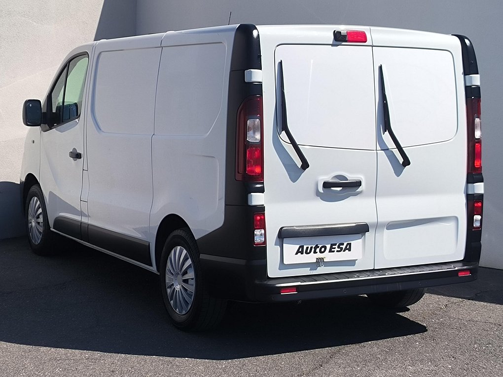 Renault Trafic 2.0dCi  DÍLNA SORTIMO