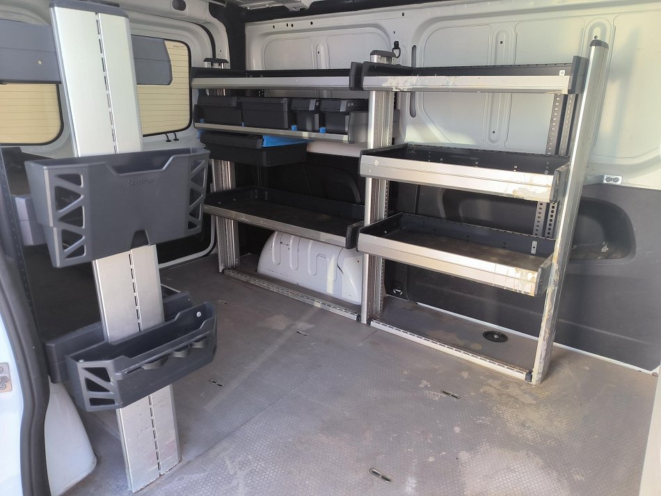 Renault Trafic 2.0dCi  DÍLNA SORTIMO