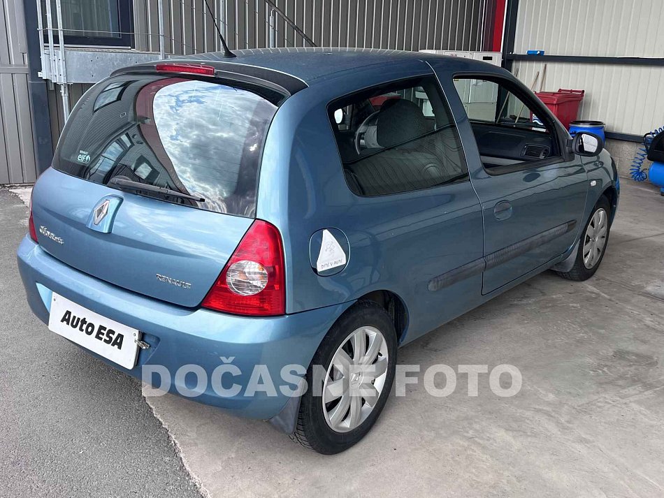 Renault Clio 1.2i 