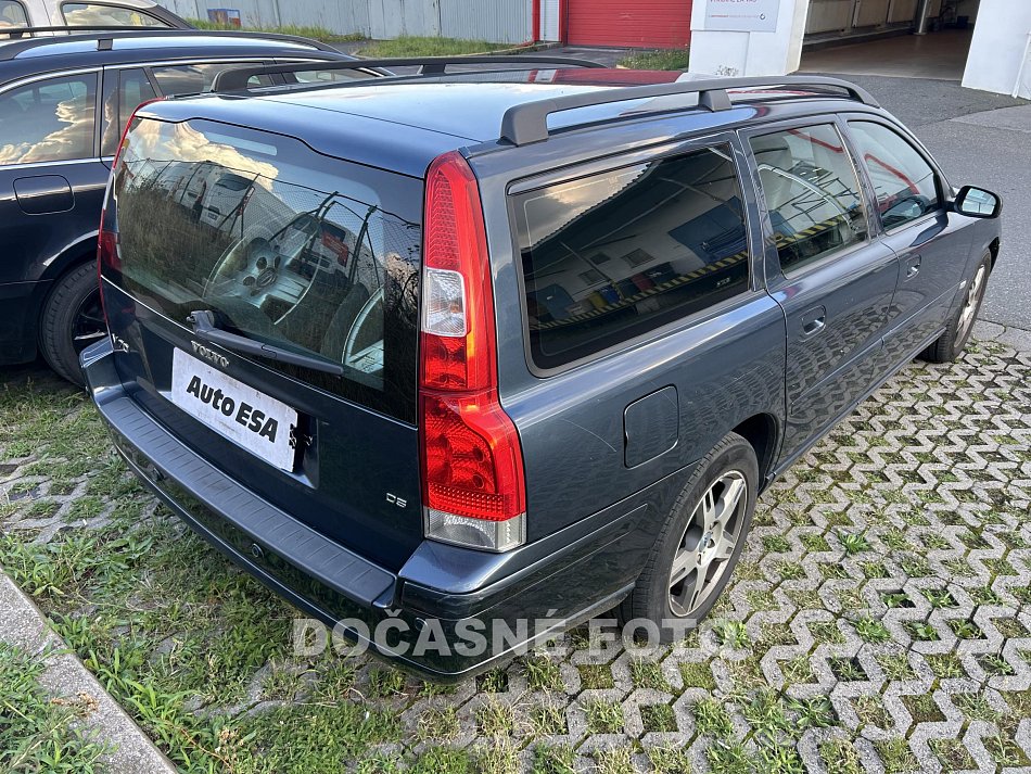 Volvo V70 2.4 D5 