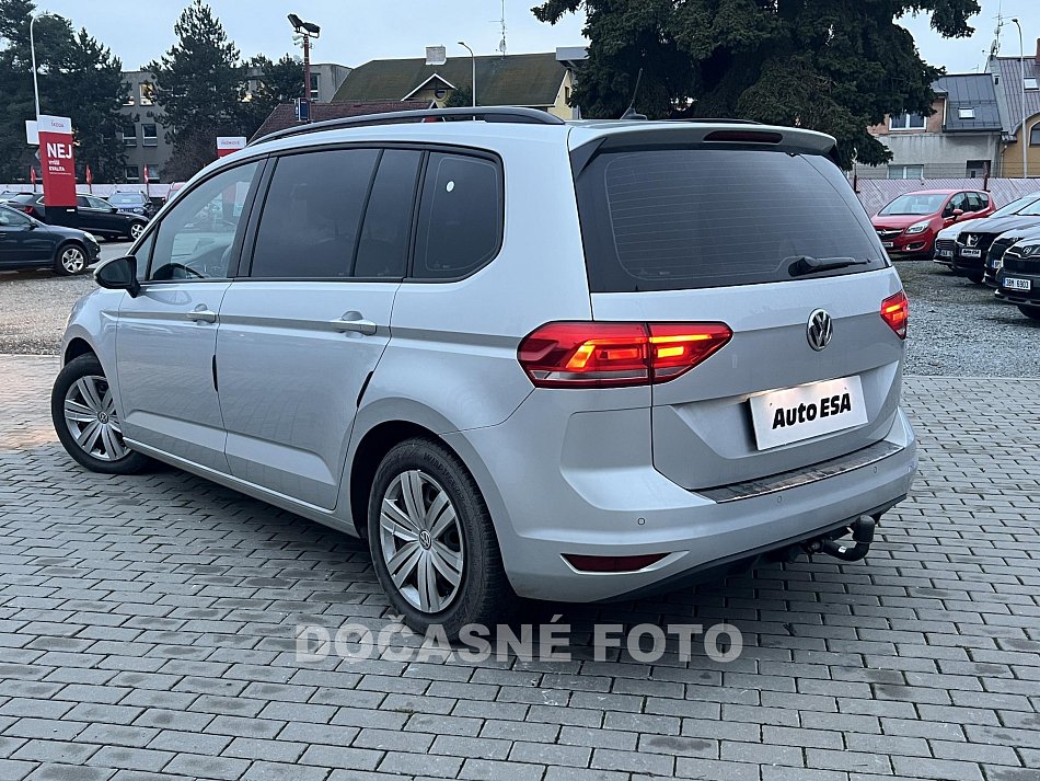 Volkswagen Touran 1.6TDi 
