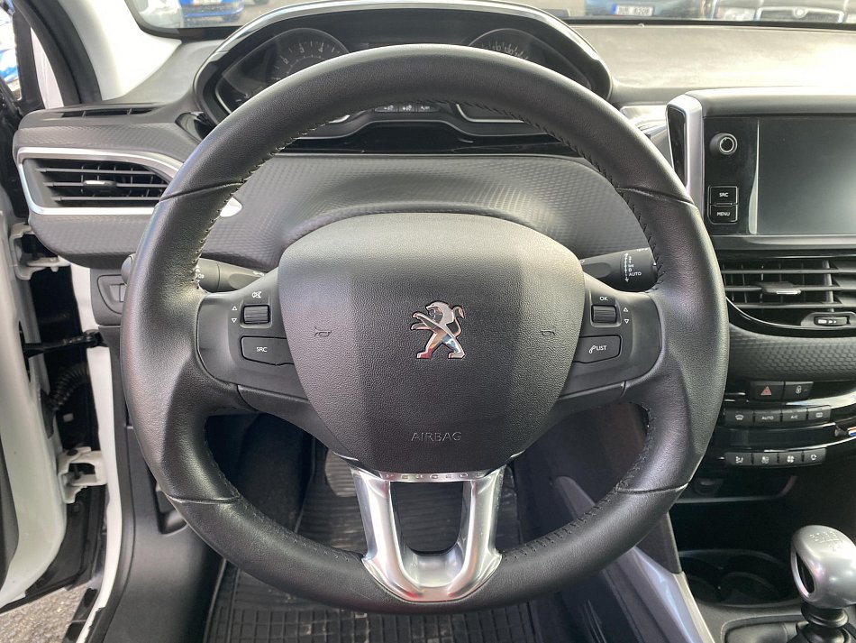 Peugeot 2008 1.2i Active