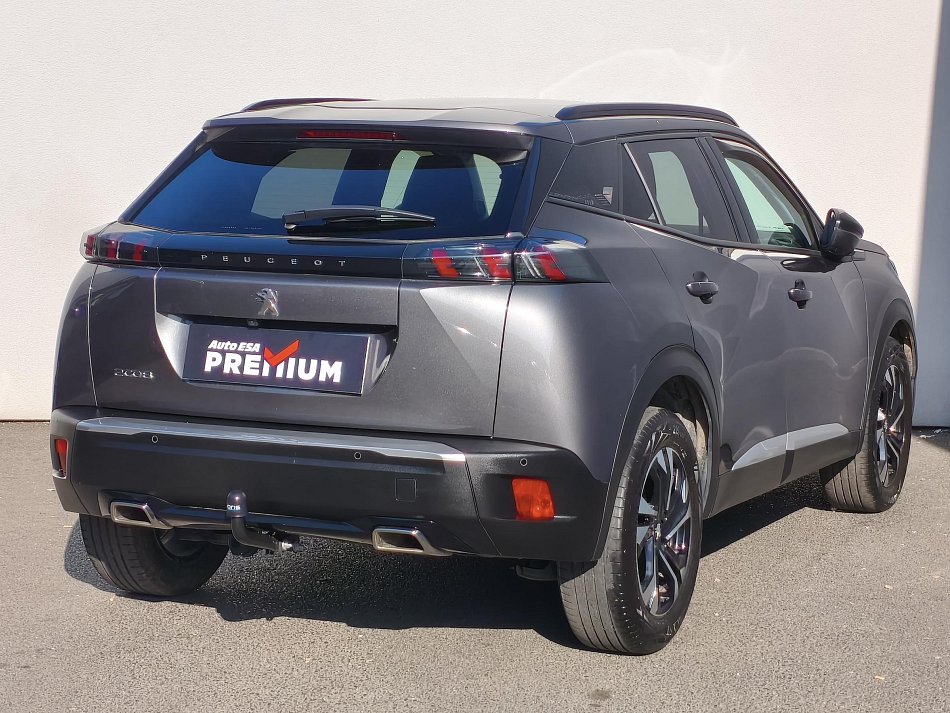 Peugeot 2008 1.2 PT 