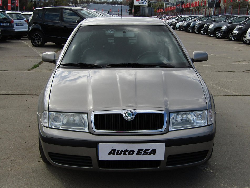 Škoda Octavia 1.6 i 