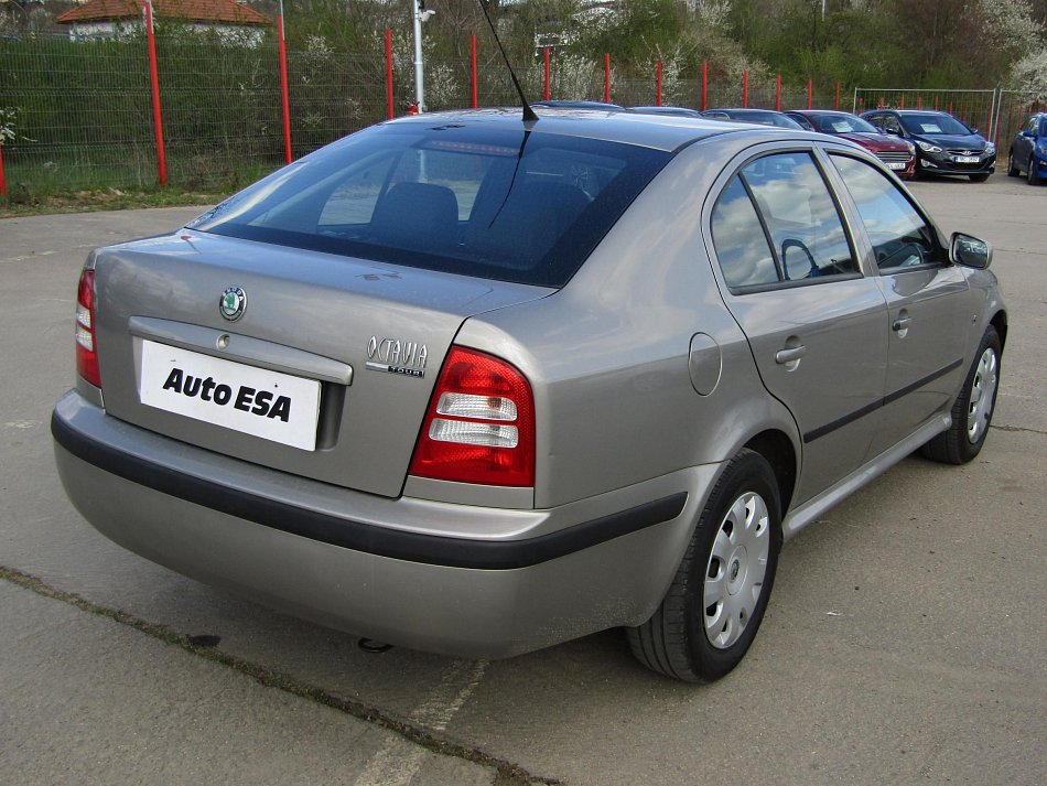 Škoda Octavia 1.6 i 