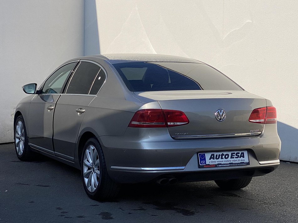Volkswagen Passat 2.0 TDi Highline