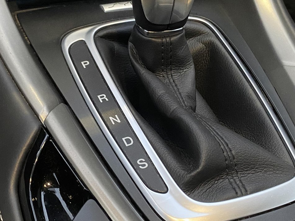 Ford Mondeo 2.0 TDCi Vignale 4x4