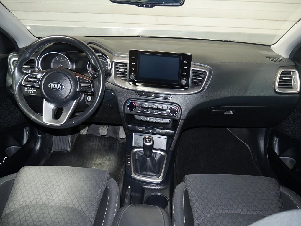 Kia Ceed 1.5 T-GDi Exclusive