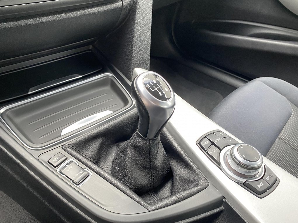 BMW Řada 3 2.0 i  328i