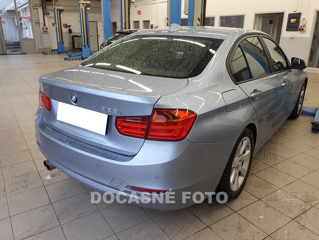 BMW Řada 3 2.0 i 