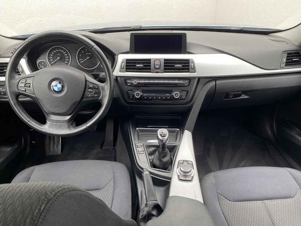 BMW Řada 3 2.0 i  328i