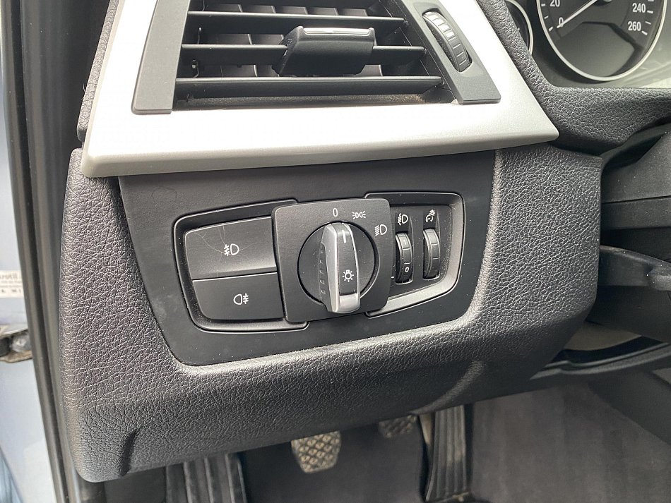 BMW Řada 3 2.0 i  328i