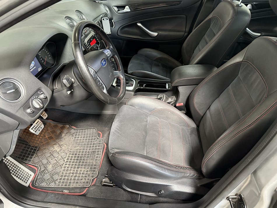 Ford Mondeo 2.0T 