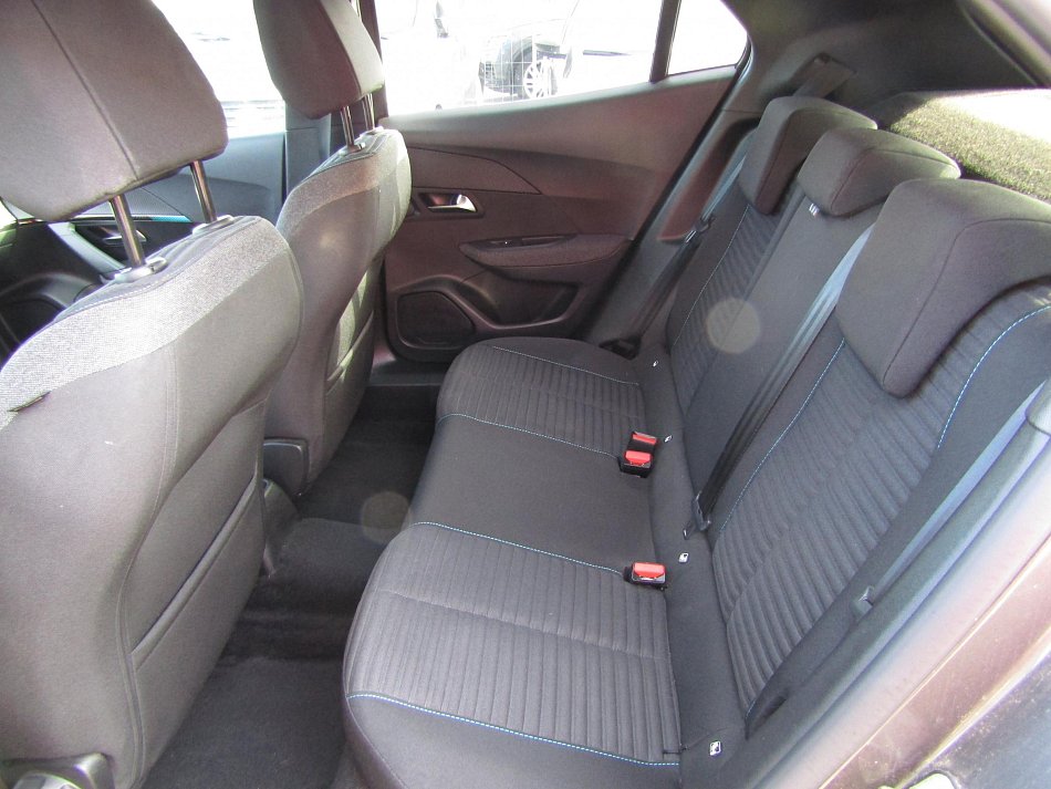 Peugeot 2008 1.2 PT Style