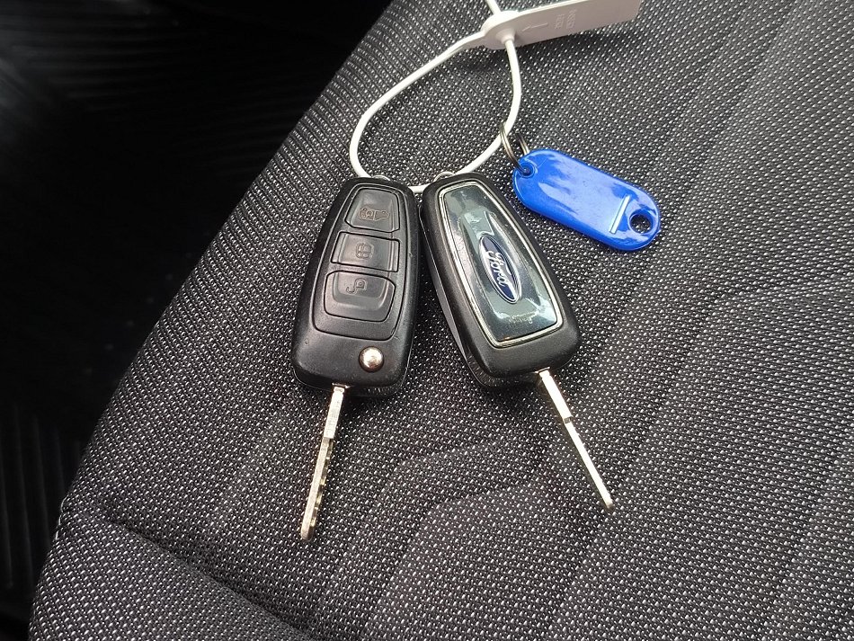 Ford Tourneo Connect 1.6TDCi Titanium MAXi 7míst