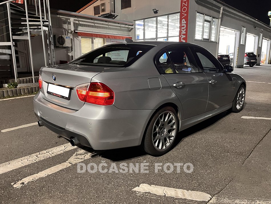 BMW Řada 3 3.0 i  335XD