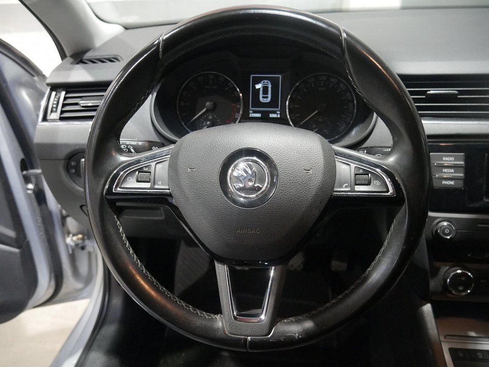 Škoda Octavia III 2.0 TDi  4x4