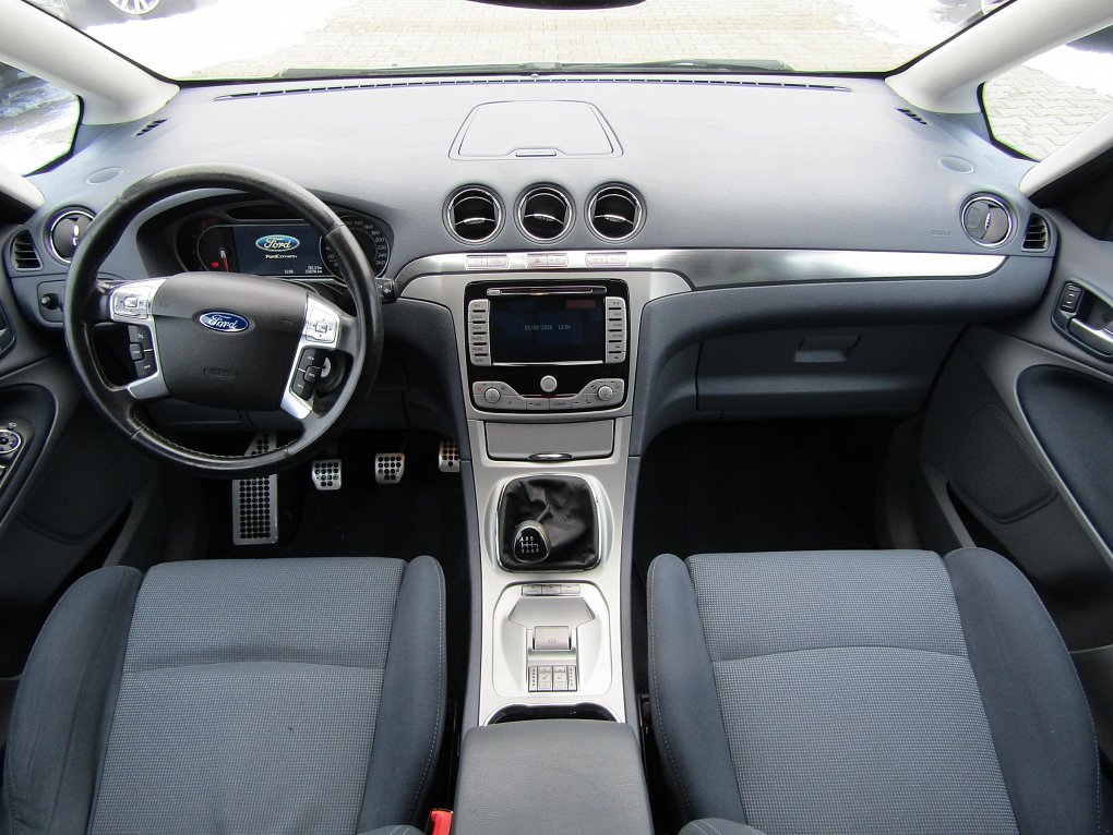 Ford S-MAX 2.2 TDCi 