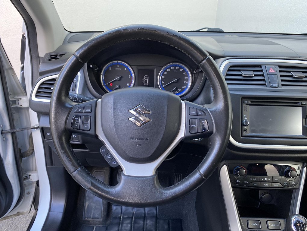 Suzuki S-Cross 1.6 DDiS Style