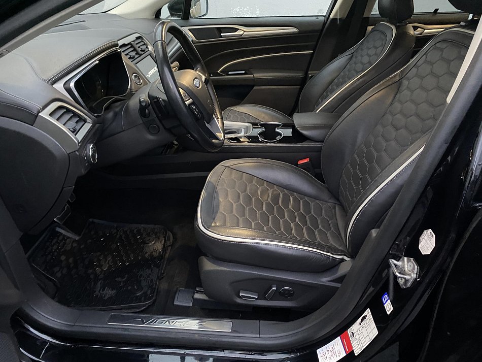 Ford Mondeo 2.0 TDCi Vignale 4x4