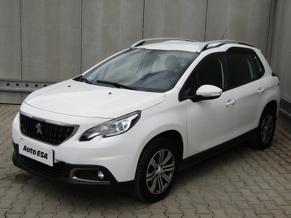 Peugeot 2008 1.2 PT 