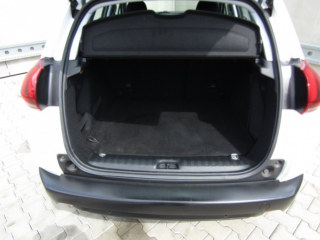 Peugeot 2008 1.2 PT 