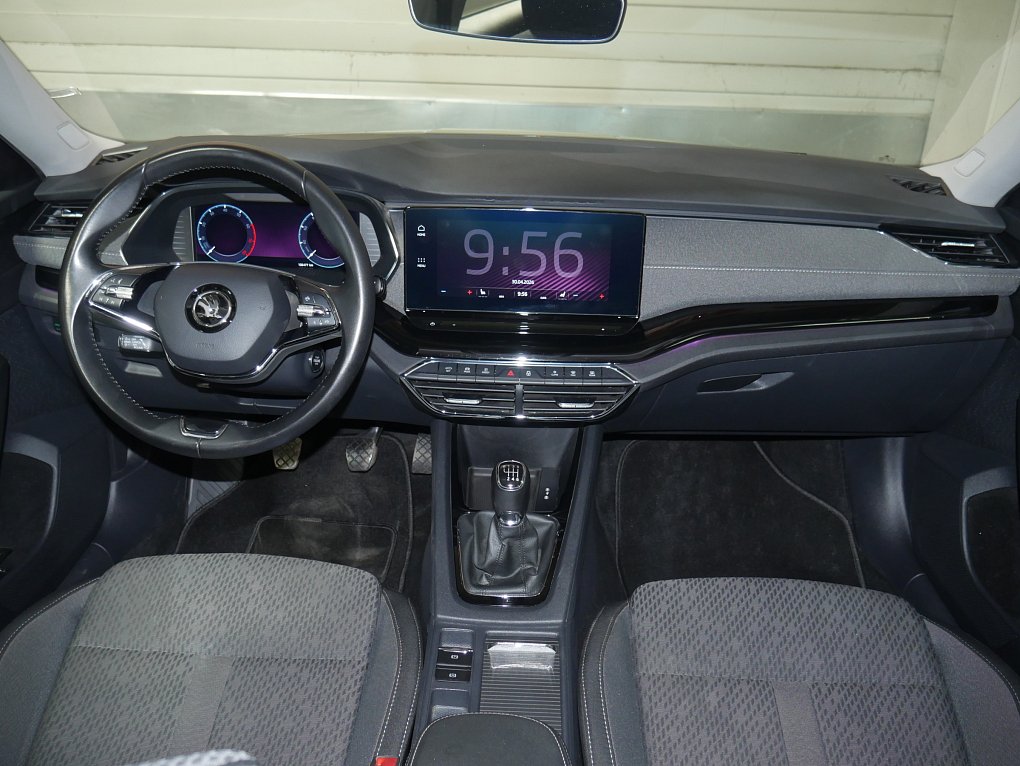 Škoda Octavia IV 1.5 TSI 