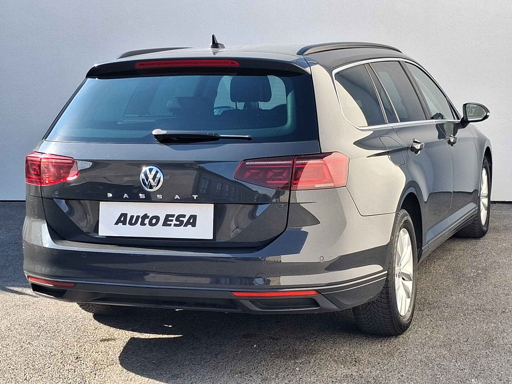Volkswagen Passat 1.5 TSi Business
