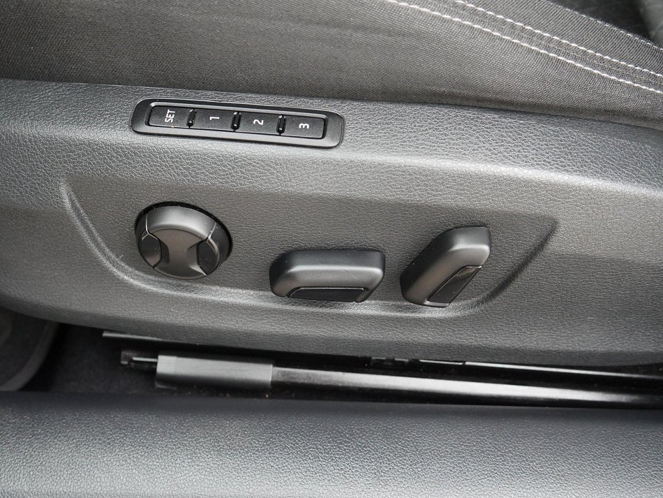 Škoda Superb III 1.6 TDi Style