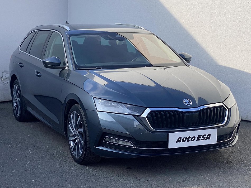 Škoda Octavia IV 1.5 e-TEC Style