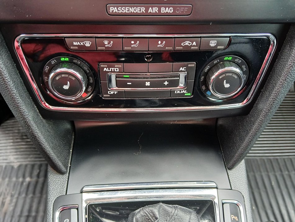 Škoda Superb II 2.0 TDi Ambition