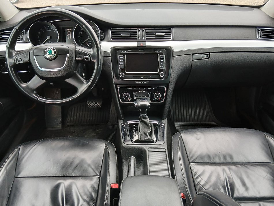 Škoda Superb II 2.0 TDi Ambition