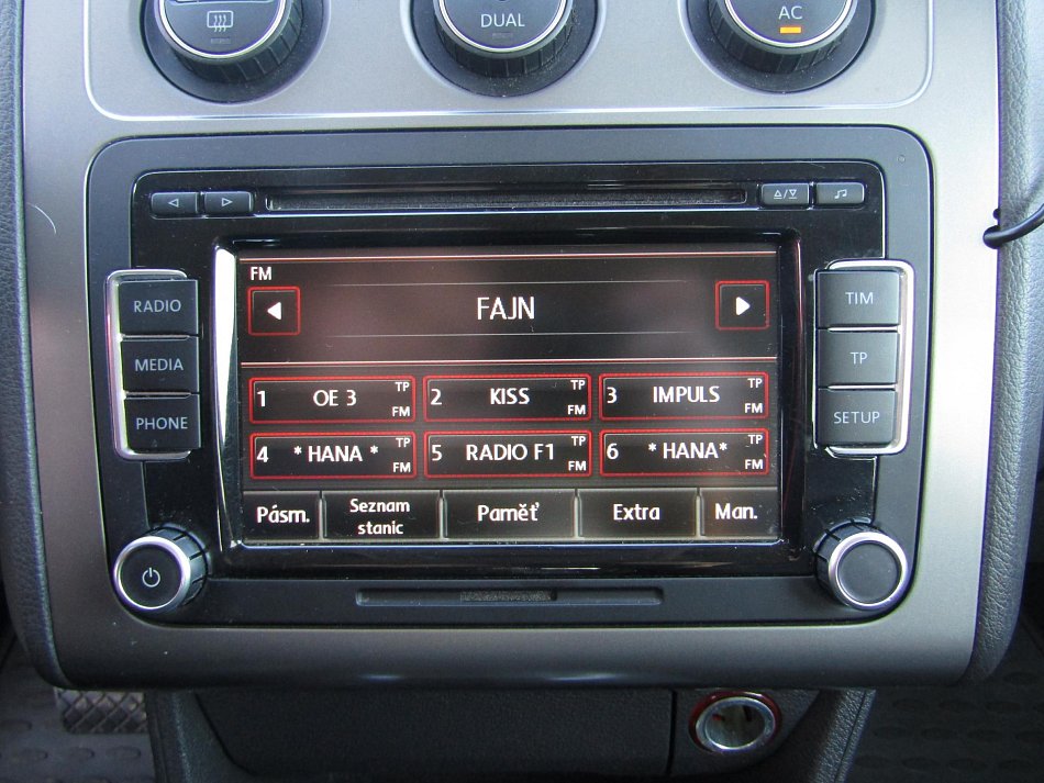 Volkswagen Touran 1.4TSi 