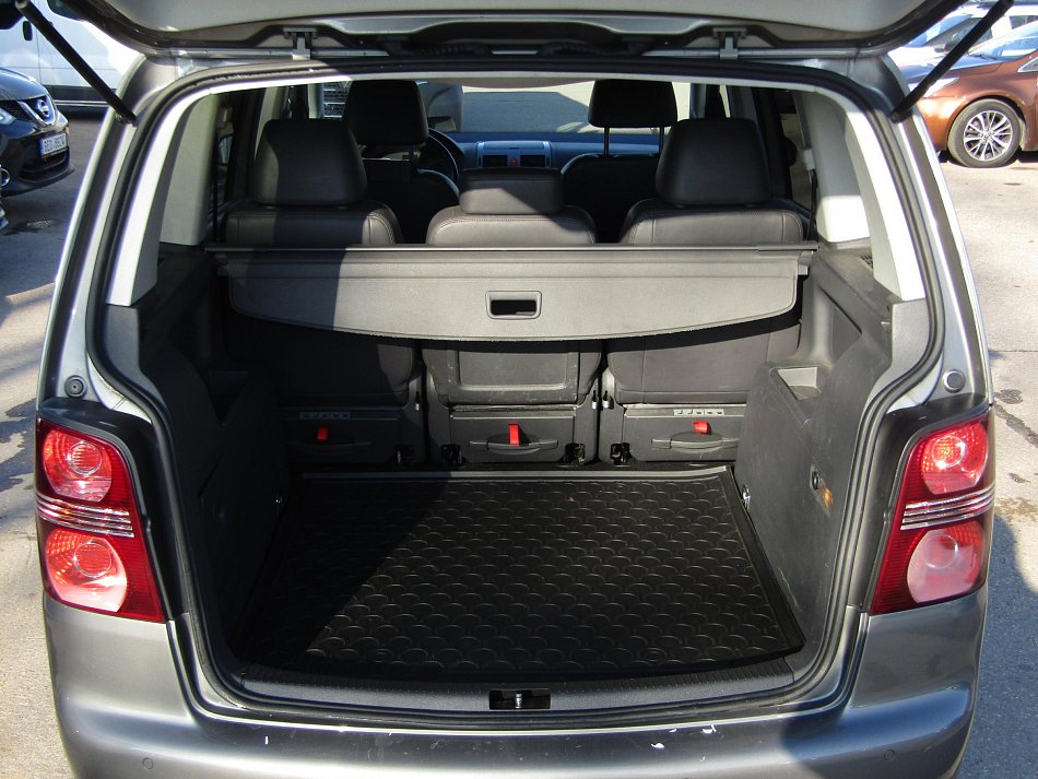 Volkswagen Touran 1.4TSi 