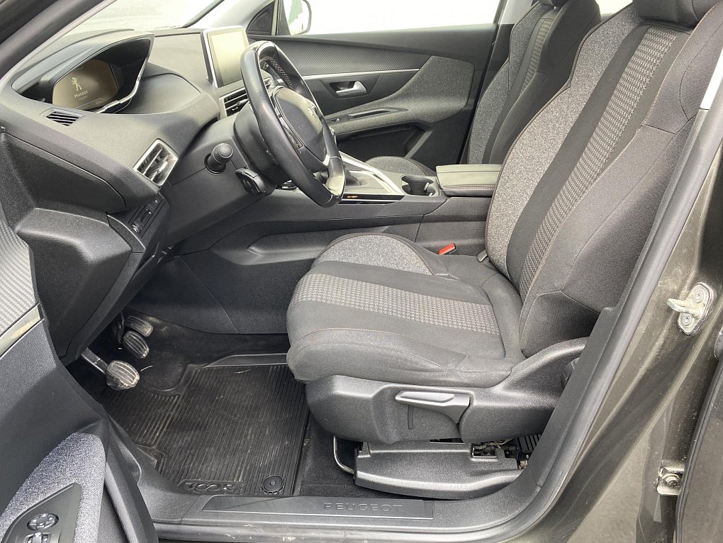 Peugeot 3008 2.0 HDi Active