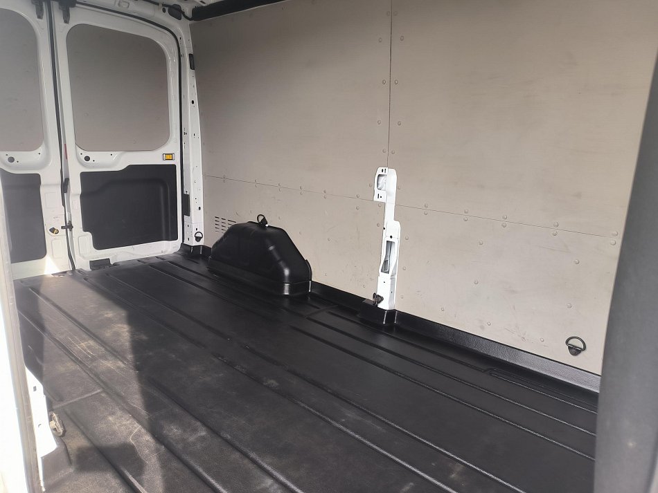 Ford Transit 2.0TDCi Trend L3H2