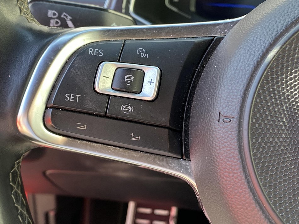 Volkswagen T-Roc 1.5 TSi R-Line