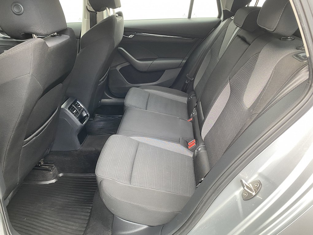 Škoda Octavia IV 2.0 TDi Ambition 4x4