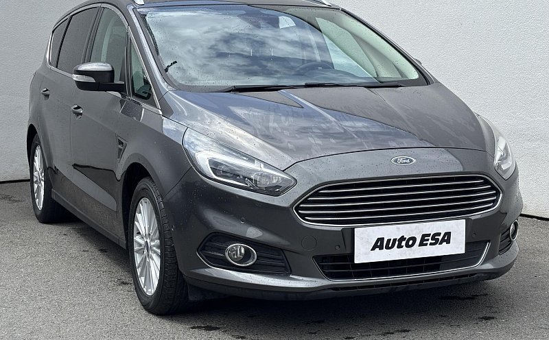 Ford S-MAX 2.0 TDCi Titanium 7míst