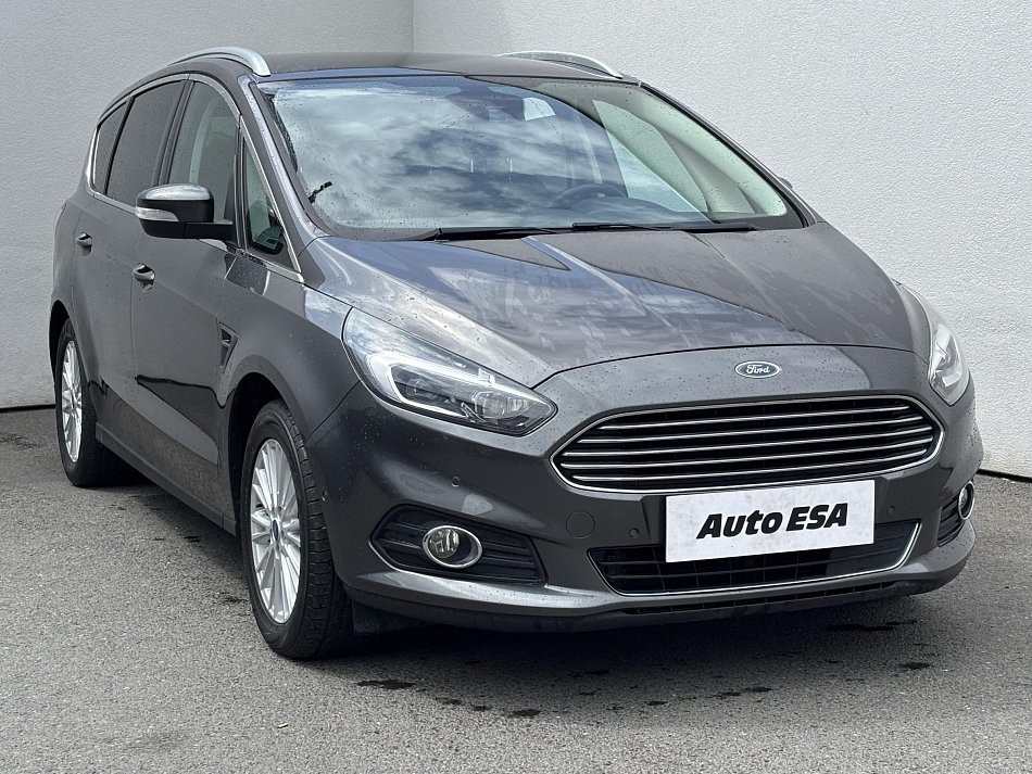 Ford S-MAX 2.0 TDCi Titanium 7míst