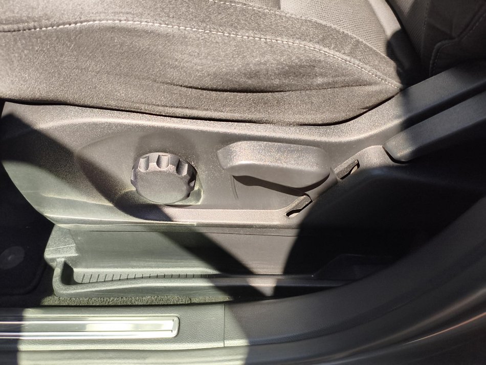 Ford S-MAX 2.0 TDCi Titanium 7míst