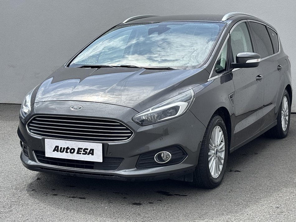 Ford S-MAX 2.0 TDCi Titanium 7míst